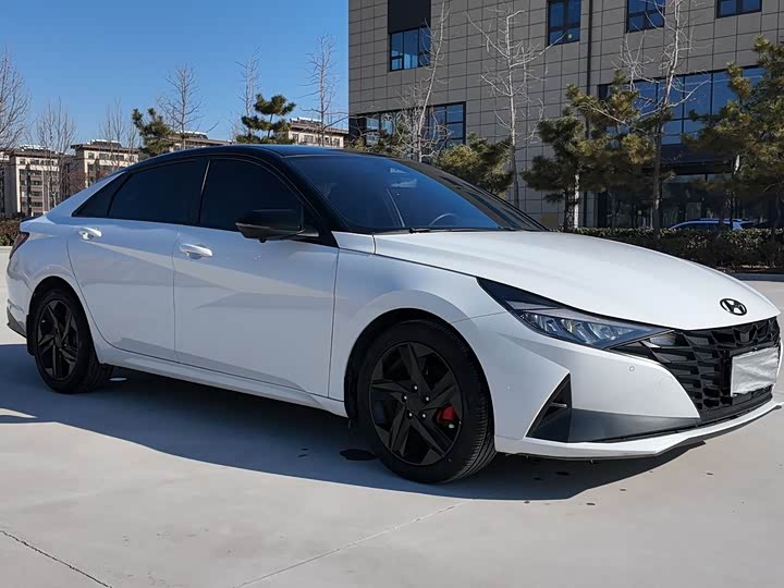 Фото 3 - Hyundai Elantra N line