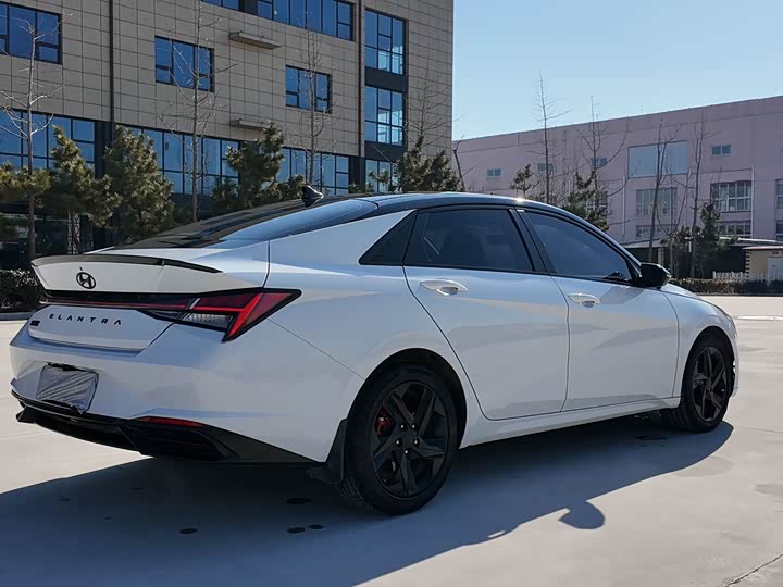 Фото 4 - Hyundai Elantra N line