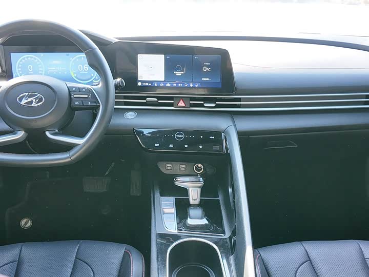 Фото 8 - Hyundai Elantra N line