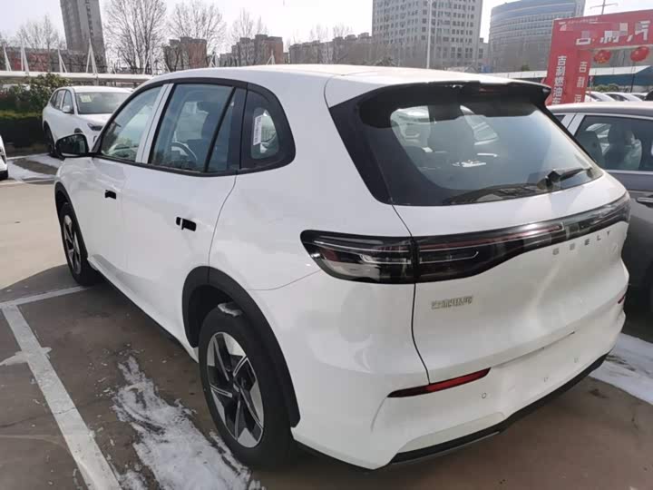 Фото 5 - Geely Galaxy E5