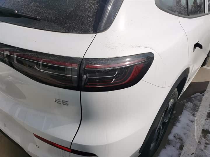 Фото 8 - Geely Galaxy E5