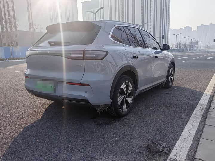 Фото 4 - Geely Galaxy E5