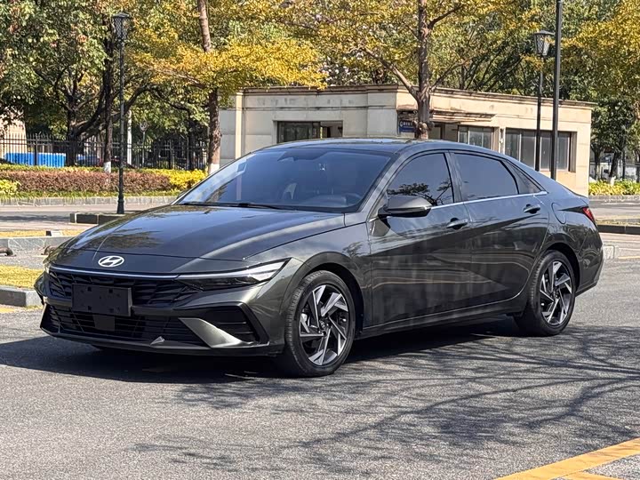 Фото 1 - Hyundai Elantra N line