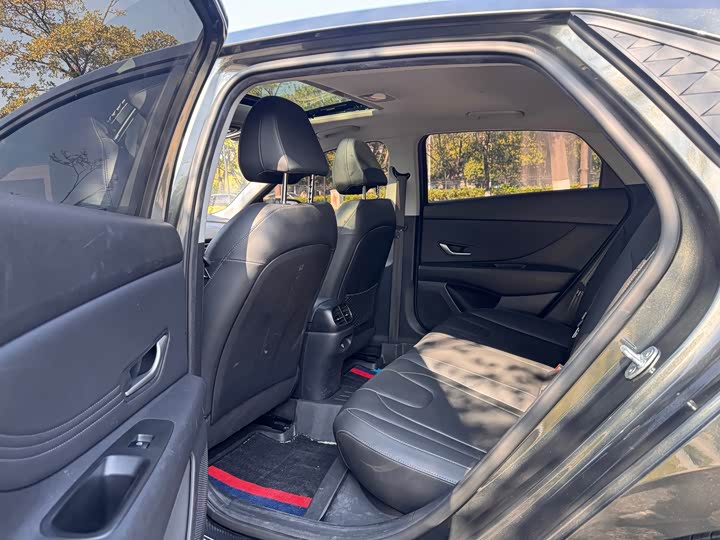 Фото 8 - Hyundai Elantra N line