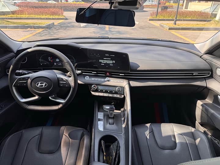 Фото 9 - Hyundai Elantra N line