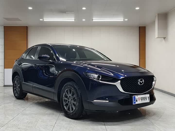 Фото 3 - Mazda CX-30
