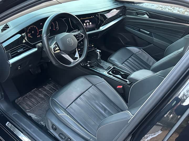 Фото 9 - Volkswagen Passat