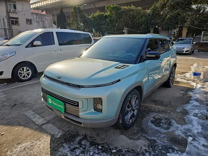 Фото 2 - Geely Icon