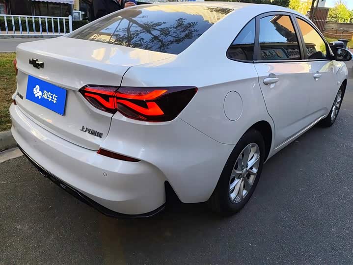 Фото 3 - Chevrolet Monza