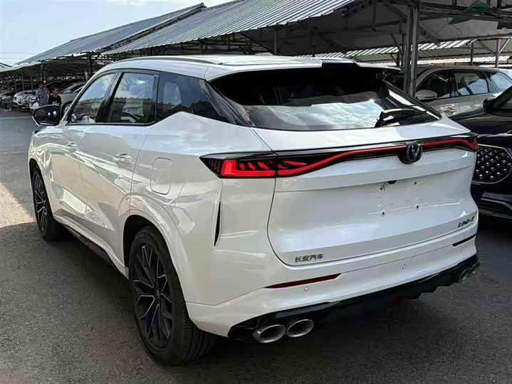 Фото 9 - Changan UNI-Z