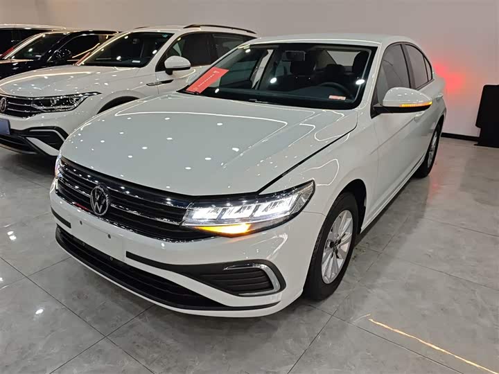 Фото 1 - Volkswagen Bora