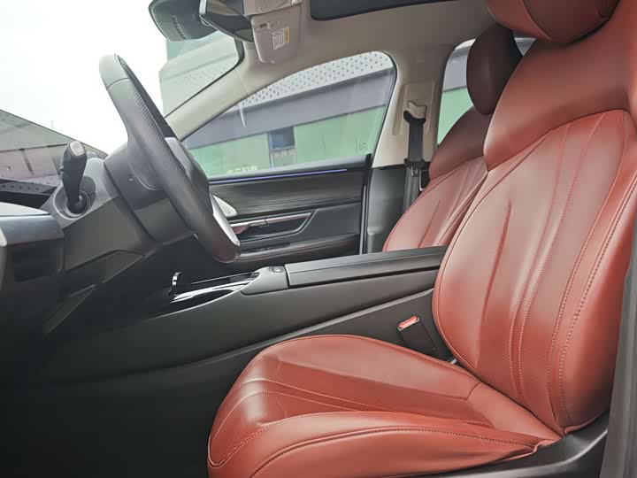 Фото 5 - XPeng P7