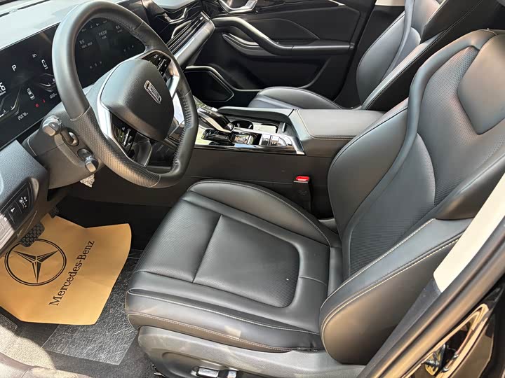 Фото 6 - Bestune B70