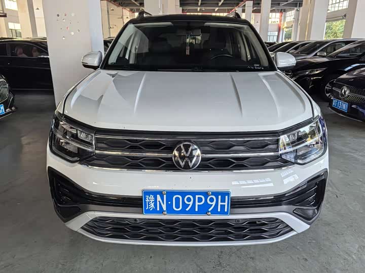 Фото 2 - Volkswagen Tharu