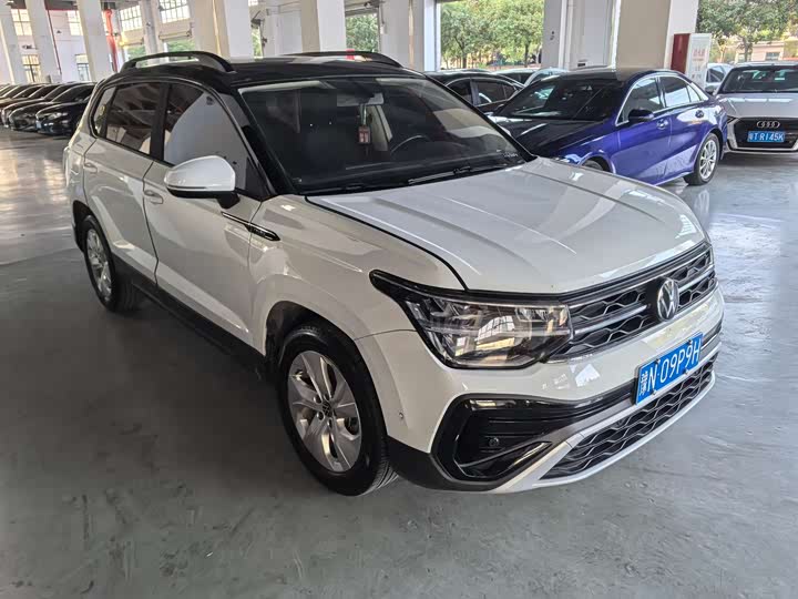 Фото 3 - Volkswagen Tharu