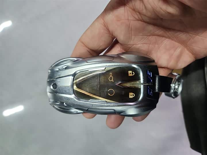 Фото 9 - Changan UNI-V