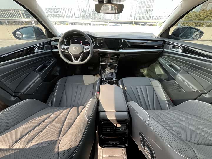 Фото 6 - Volkswagen Passat