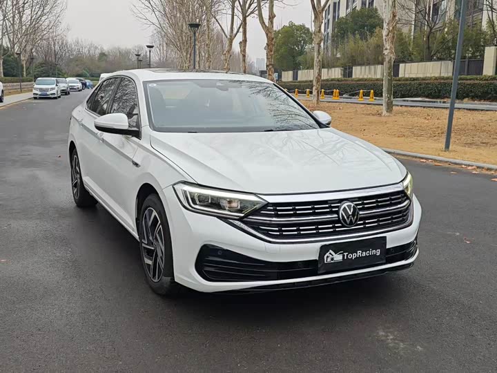 Фото 3 - Volkswagen Sagitar L