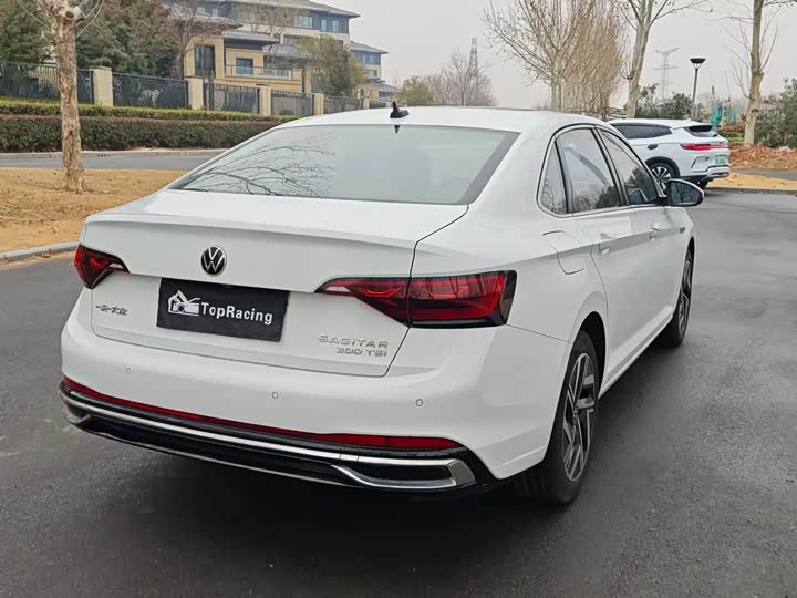 Фото 9 - Volkswagen Sagitar L