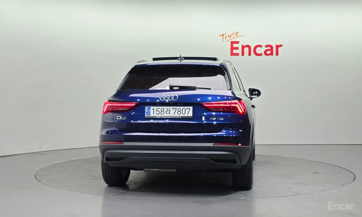 Фото 4 - Audi Q3