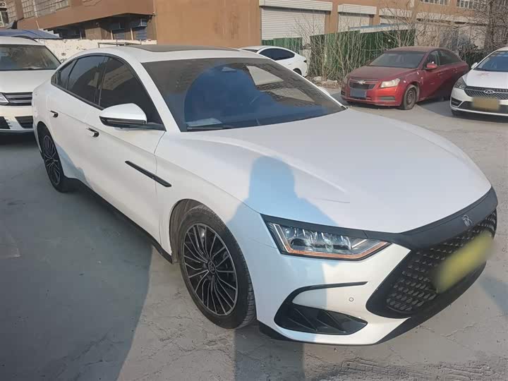 Фото 4 - BYD Han