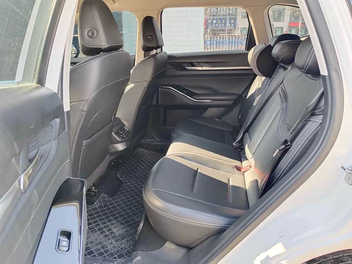 Фото 9 - Haval H6