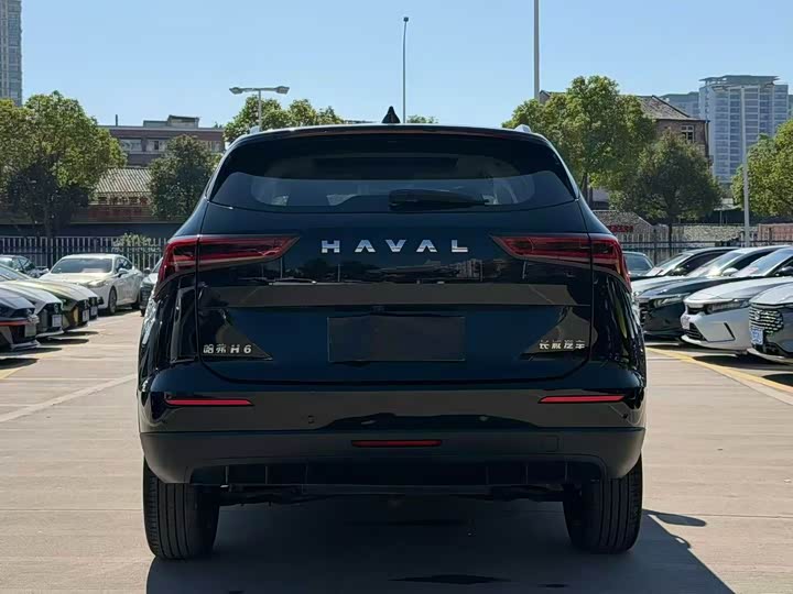 Фото 8 - Haval H6