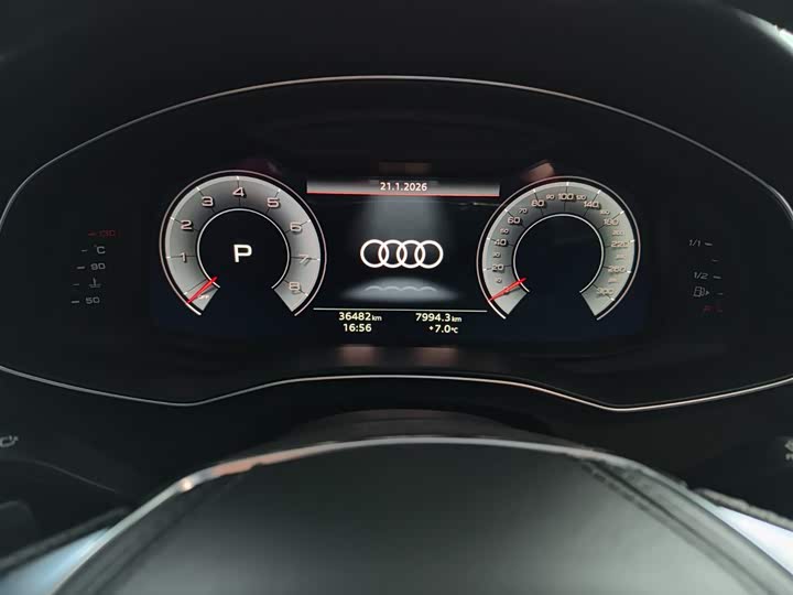 Фото 8 - Audi A6L