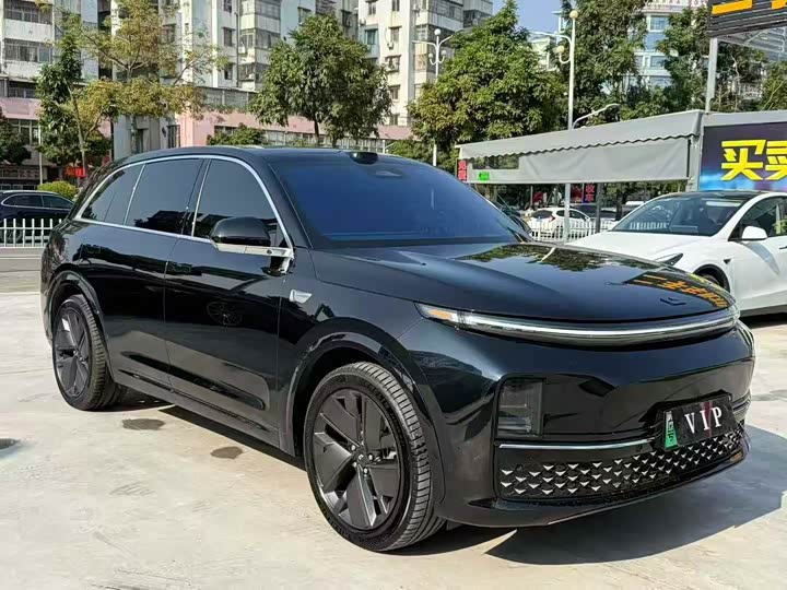 Фото 1 - LiXiang L7