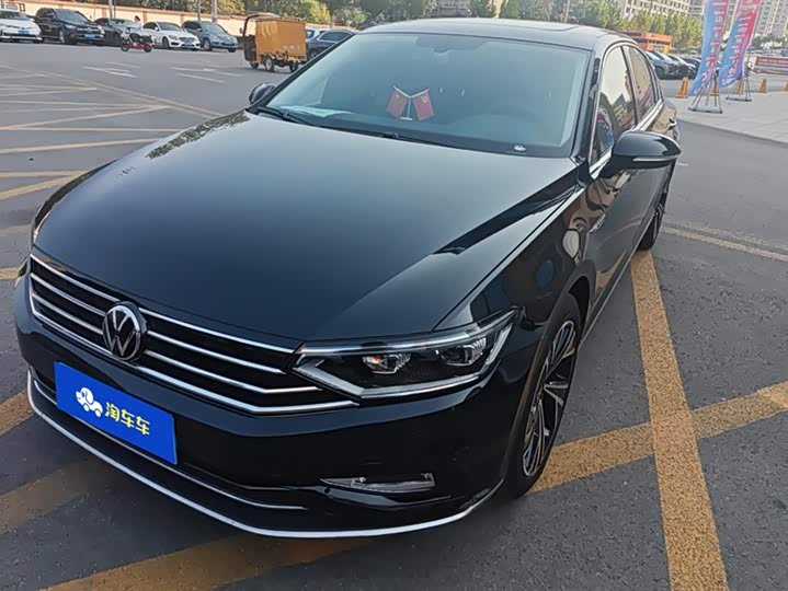 Фото 1 - Volkswagen Magotan