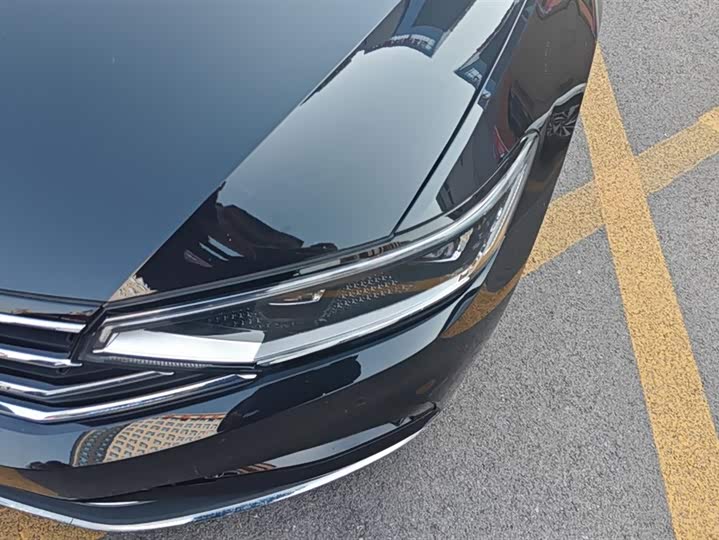 Фото 5 - Volkswagen Magotan