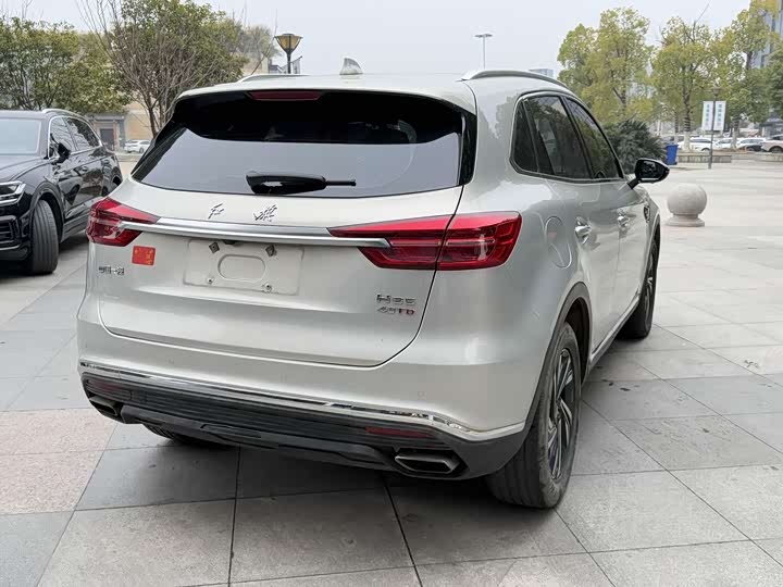 Фото 5 - Hongqi HS5