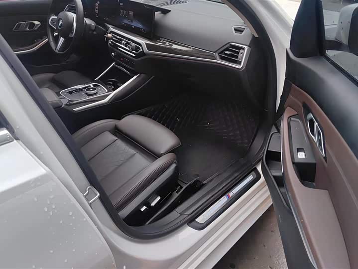 Фото 8 - BMW 3 Series