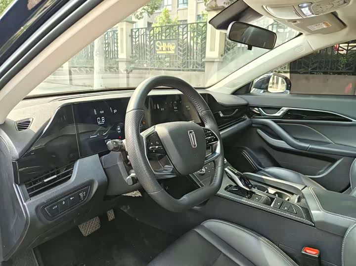 Фото 5 - Bestune B70