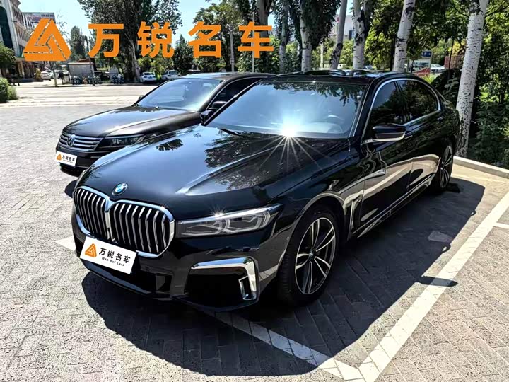 Фото 1 - BMW 7 Series