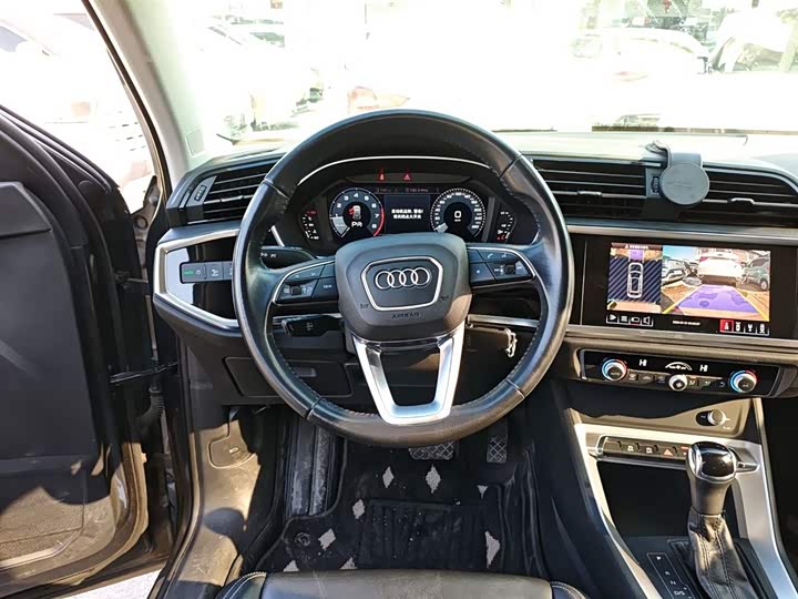 Фото 3 - Audi Q3