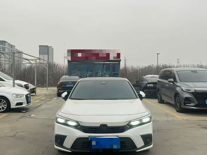 Фото 2 - Honda Civic