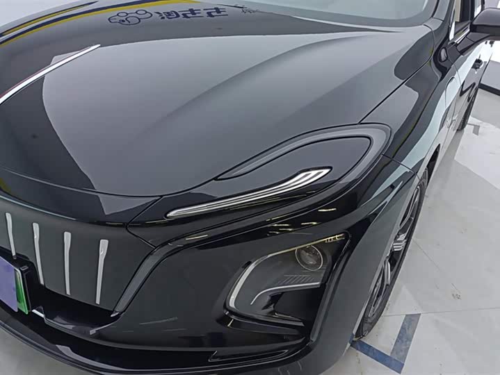 Фото 5 - Hongqi E-QM5