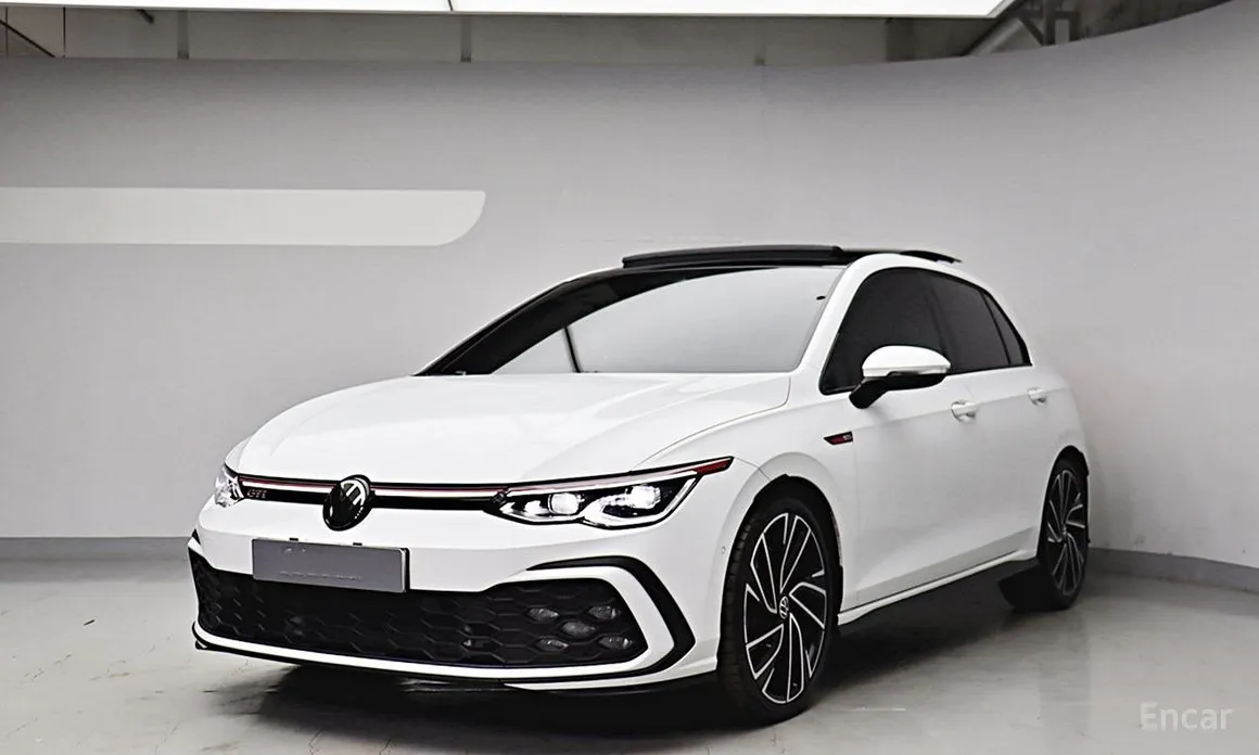 Фото 1 - Volkswagen Golf