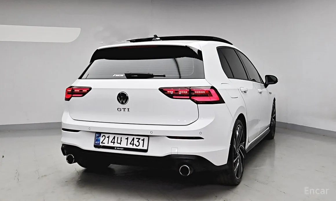 Фото 4 - Volkswagen Golf