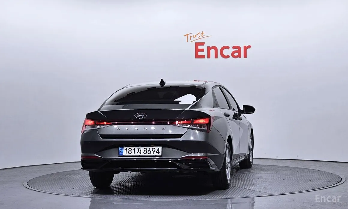 Фото 4 - Hyundai Avante