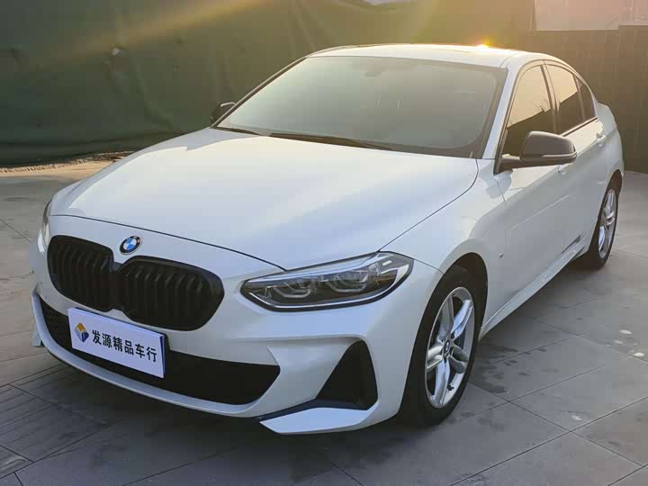 Фото 1 - BMW 1 Series