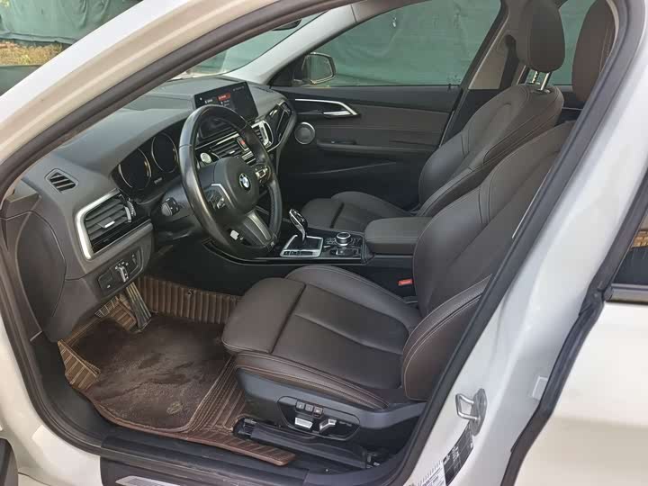 Фото 4 - BMW 1 Series