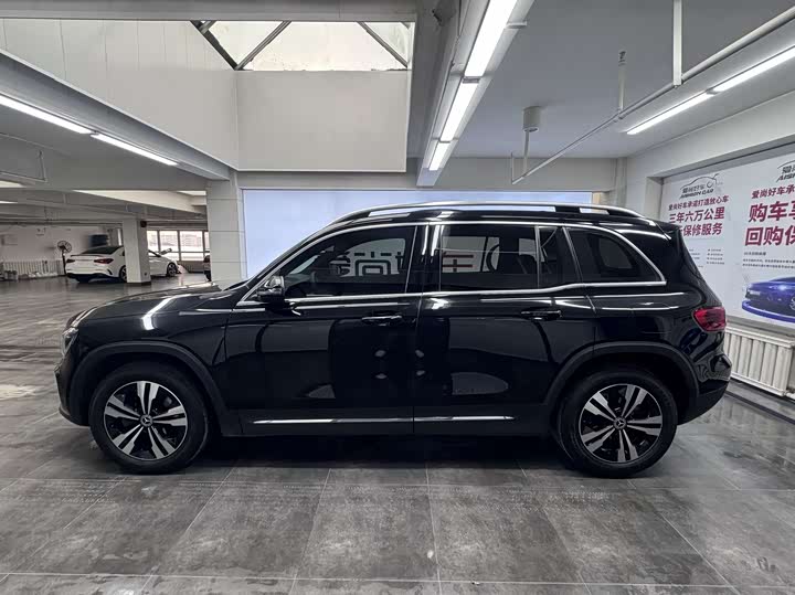 Фото 4 - Mercedes-Benz GLB-Class