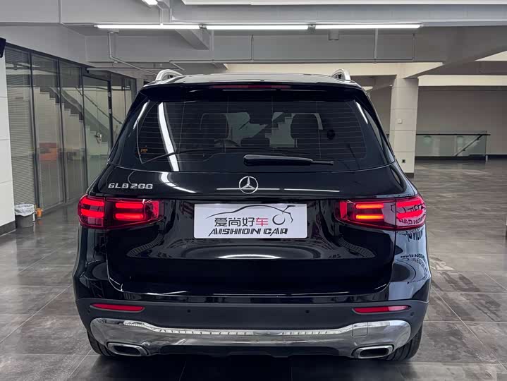 Фото 6 - Mercedes-Benz GLB-Class