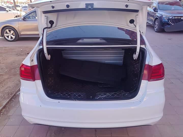 Фото 4 - Volkswagen Santana