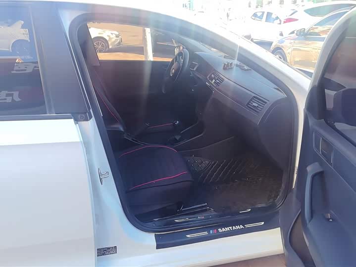 Фото 8 - Volkswagen Santana