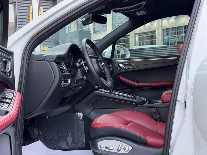 Фото 6 - Porsche Macan