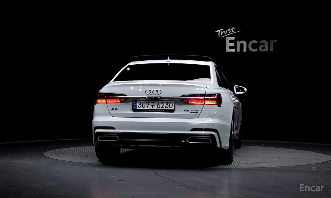 Фото 4 - Audi A6