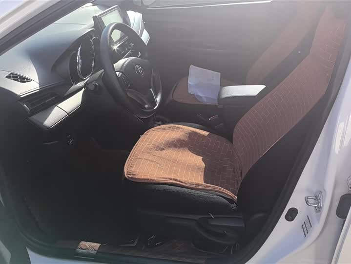 Фото 9 - Toyota Vios FS